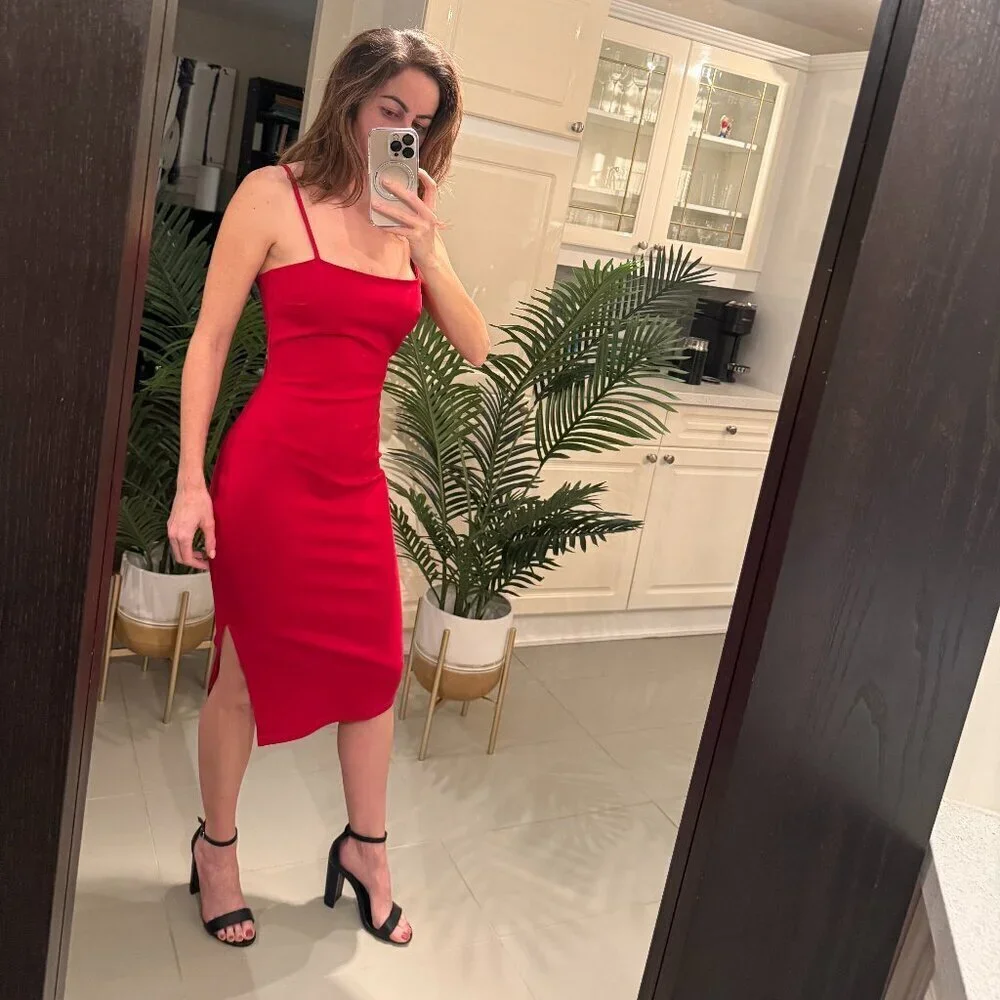 Show Stopper Red  Holiday Dress, Lulus, US S - Picture 2 of 5